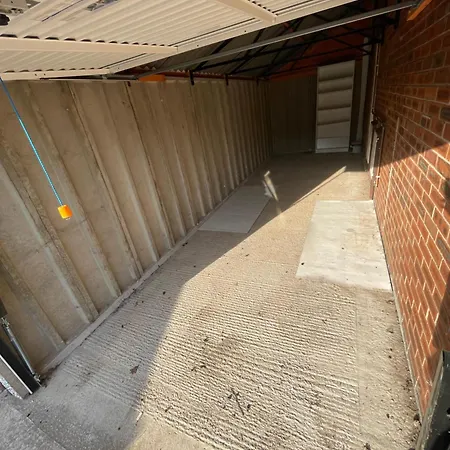 House Near Centre & Etihad, Free Parking & Garden * Manchester