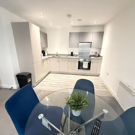 Escape To Modern 2br In Centre! Manchester