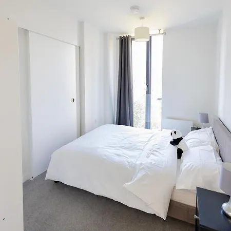 Park View 3 Bed Ensuite Only 5 Min Walk To Arndale * Manchester