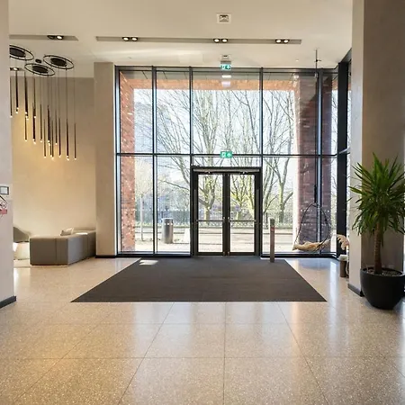 Park View 3 Bed Ensuite Only 5 Min Walk To Arndale Apartment Manchester