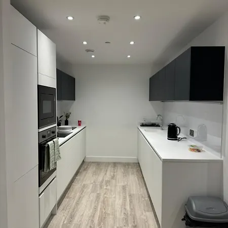 3 Bedroom Penthouse In The Centre Deansgate New Build High Floor
