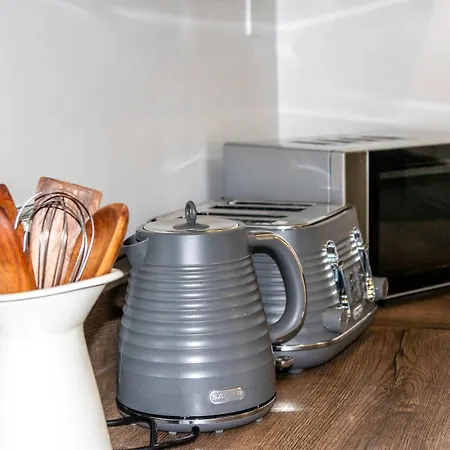 Διαμέρισμα 2 Bed Didsbury Flat Sleeps 6 Free Parking