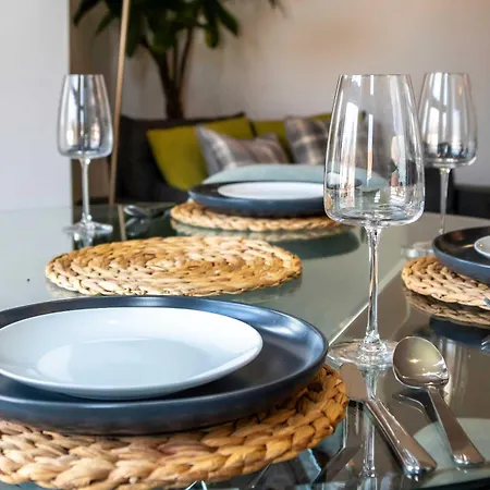 Апартаменты Stunning Didsbury By Superhost Манчестер