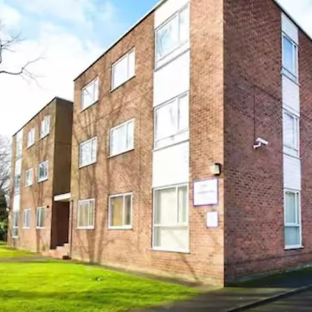 Habitación en casa particular The Mansion