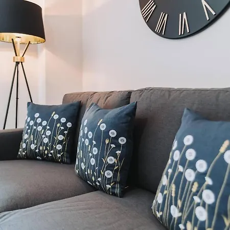 2bed 2bath Nr Old Trafford Parking Manchester