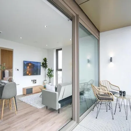 Skyline By The Heim Residences *