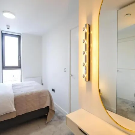 Apartment Skyline By The Heim Residences