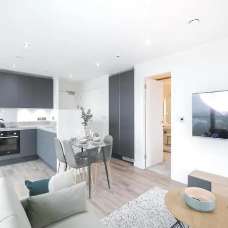 Skyline By The Heim Residences *