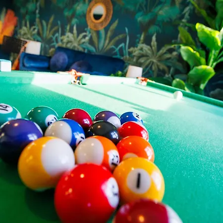 Luxury Celebrity Townhouse Etihad Stadium Coop Live Arena 2 Parking Sleep 10 マンチェスター