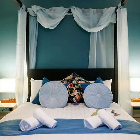 Luxury Celebrity Townhouse Etihad Stadium Coop Live Arena 2 Parking Sleep 10 Casa de Férias *