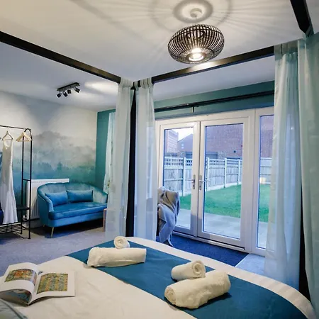 Luxury Celebrity Townhouse Etihad Stadium Coop Live Arena 2 Parking Sleep 10 Casa de Férias