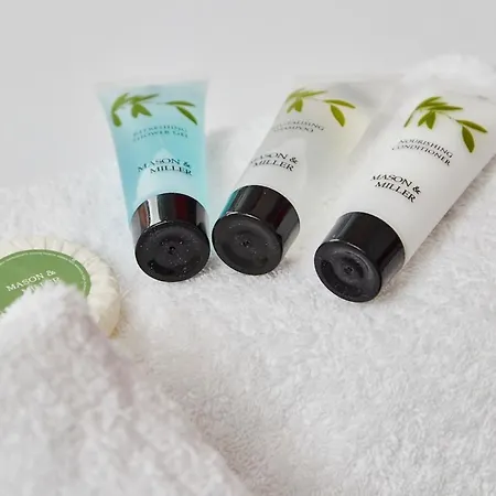 Апартаменты Spacious Apartment, Free Parking, Near Centre By Hass Haus