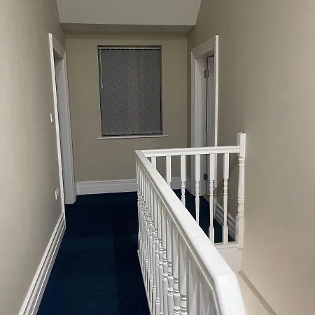 Kwatera prywatna A & B Brothers Estate 5 Manchester