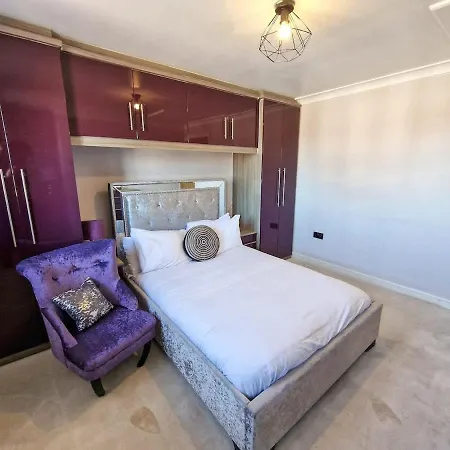 Stockport 6 Bed By Superhost Сasa de vacaciones Mánchester