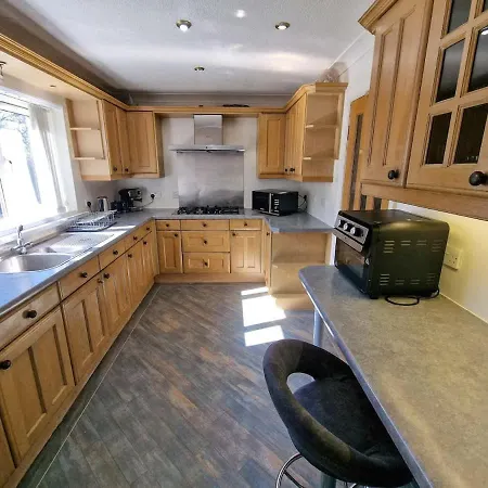 Stockport 6 Bed By Superhost Mánchester