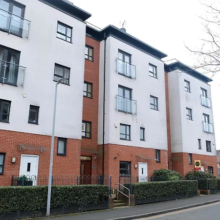 Apartment Bright 1 Bedroom Flat With Parking & Wifi For 3 Guests - Salford Uni, Victoria Station, Ao Arena