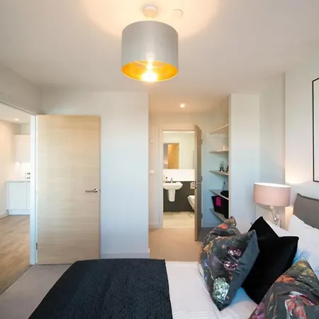 Jll Duet Apartment *