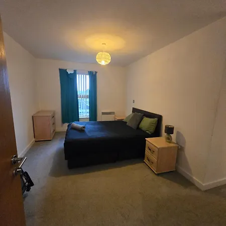 Apartment Brilliant 2 Bedroom Manchester