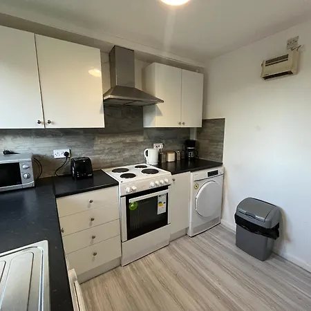 דירה Cosy 2 Bedroom Near Centre