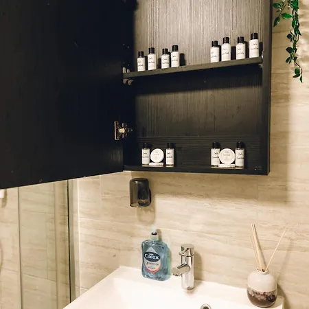 Forest View- Oasis Mural -didsbury Zen Sleeps 10 * Манчестер