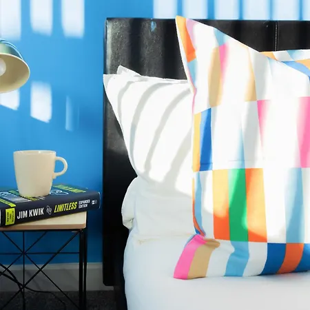 Дом отдыха Forest View- Oasis Mural -didsbury Zen Sleeps 10 Манчестер