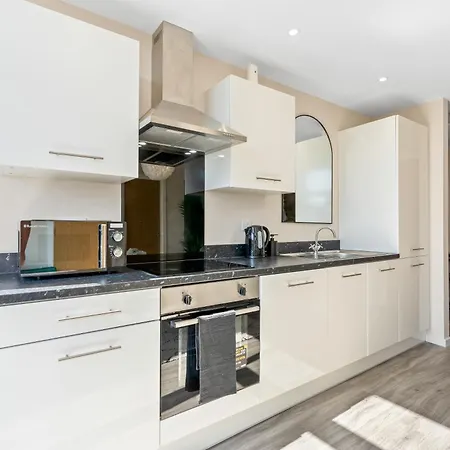 Luxe Hideaway 2bed Parking Appartement