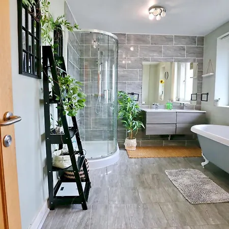Lejlighed Pass The Keys Cosy Retreat Near Old Trafford With Free Parking *