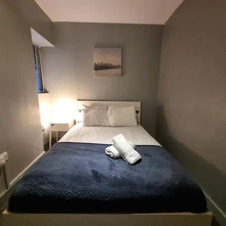 Centre Flat By Superhost * Manchester