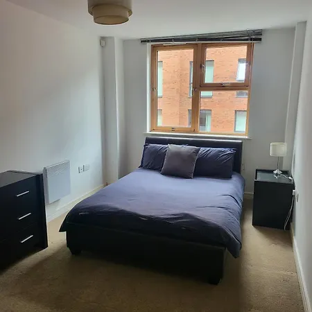 1 Bedroom Centre Lejlighed
