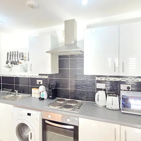 The Hidden Chapter 2 Bedrooms By Bevolve Appartamento