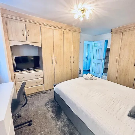 Luxury 5br With Access