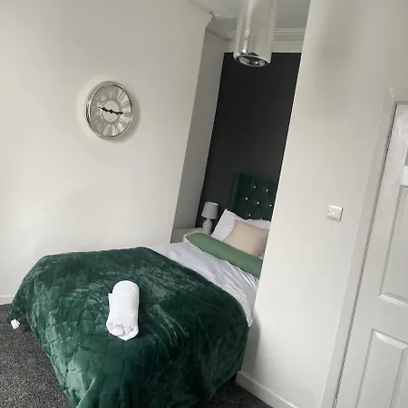 Workers - Free Parking *