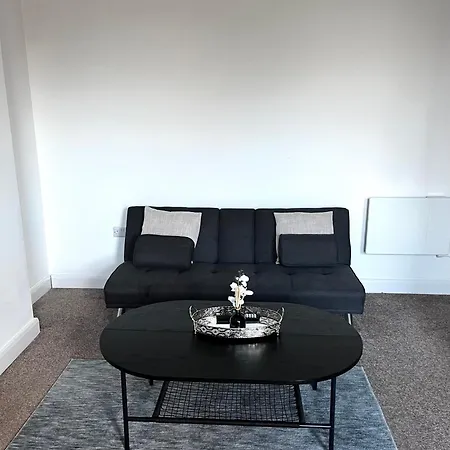 The Failsworth Collection - Stylish With Free Parking *