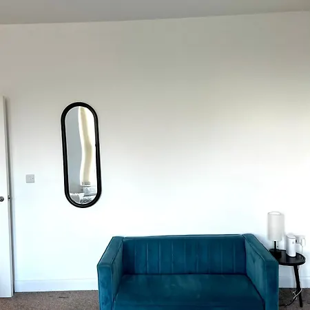 The Failsworth Collection - Stylish With Free Parking * Manchester