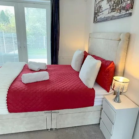 Διαμέρισμα Contractor Stays, Fast Wifi, Free Parking, Work *