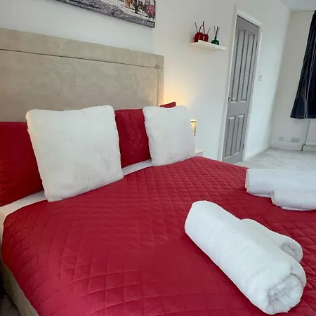 Contractor Stays, Fast Wifi, Free Parking, Work Διαμέρισμα