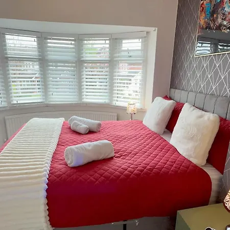 Contractor Stays, Fast Wifi, Free Parking, Work Manchester