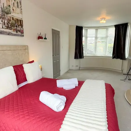 Contractor Stays, Fast Wifi, Free Parking, Work Apartment Manchester