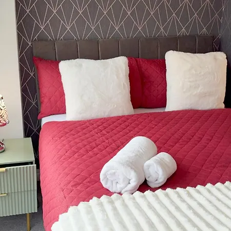 Contractor Stays, Fast Wifi, Free Parking, Work Διαμέρισμα