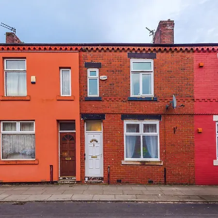 Apartamento Stunning 3bedroom Home, Game Room, Free Parking, Fully Stocked, Sleeps 8 Mánchester