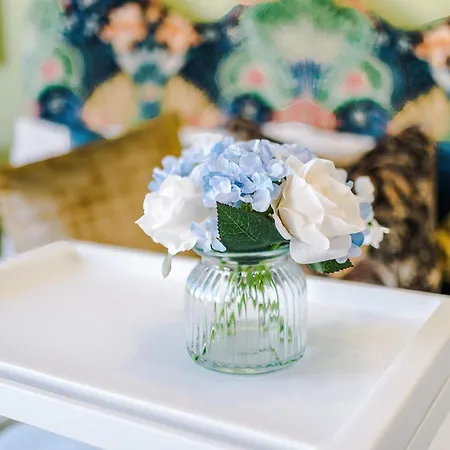 Huge 5 Bedroom Townhouse In Salford, Free Parking, Sleeps Up To 11 Guests דירה מנצ'סטר