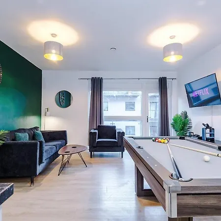 Apartment New, 2br Apartment, Pool Table, Parking, Ps4 *