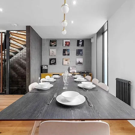 4 Bed Canal St Townhouse Free Parking מנצ'סטר