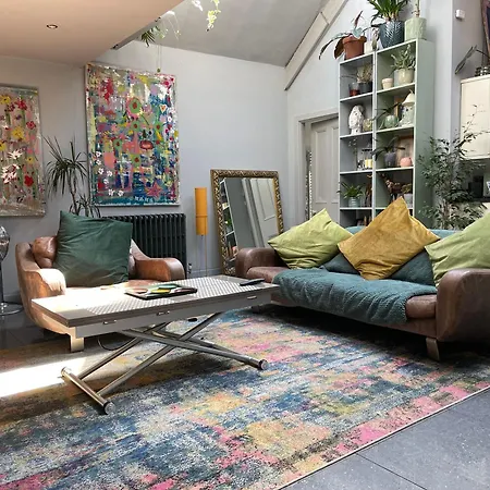 Quirky House بيت للعطل