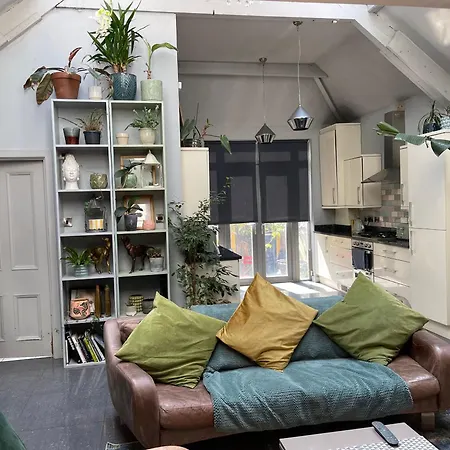 بيت للعطل Quirky House *