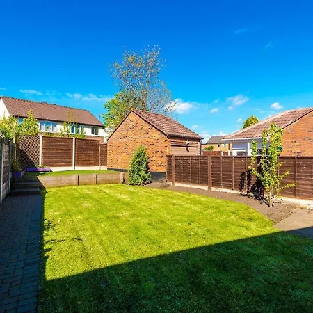 Ferienhaus New! Spacious 3-bed By 53 Degrees Property, Ideal For Weekend Guests & Business! *