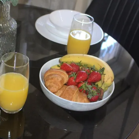 Holiday home Hub - 2br With Free Parking, Near Airport & Attractions Manchester