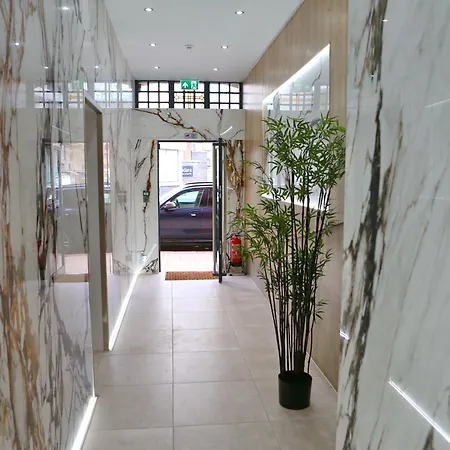 Διαμέρισμα Beautifully 3bed Restored - Pass The Keys