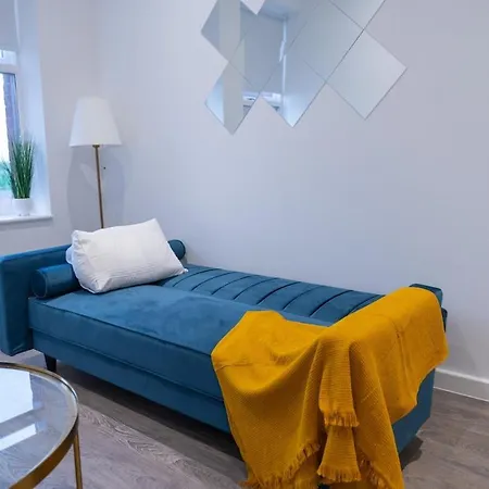 Hive Near Etihad Coop Live מנצ'סטר