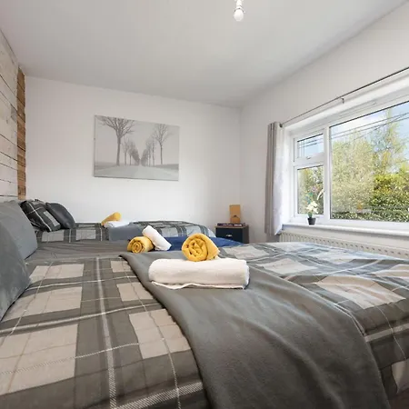 Long 3br House With Parking Feriehus *